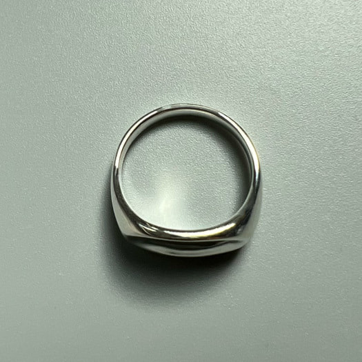 シルバー925の指輪横の写真