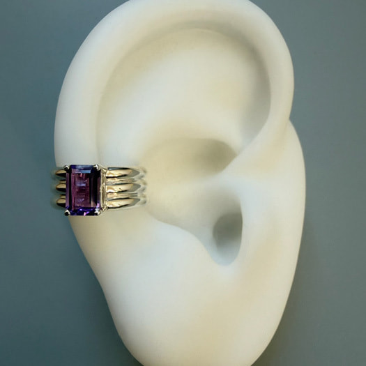 コイルイヤーカフ